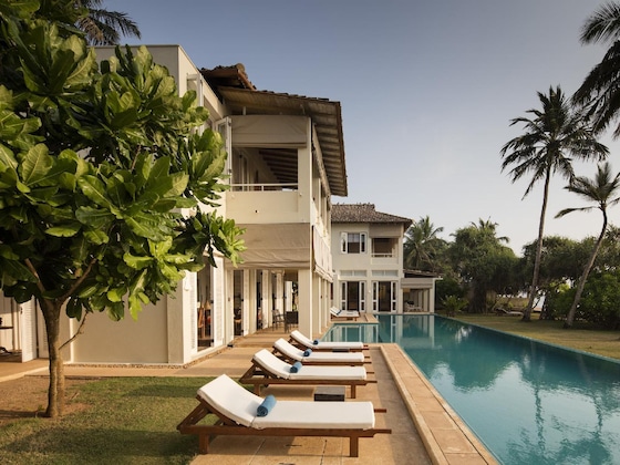 Gallery - Sri Villas