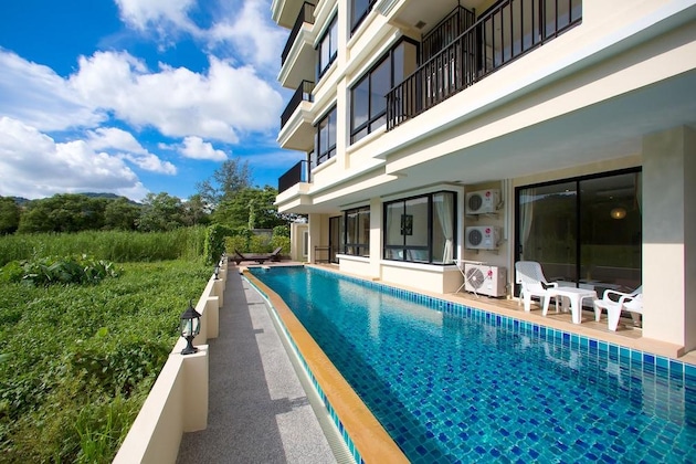 Gallery - The Lago Apartments By Tropiclook
