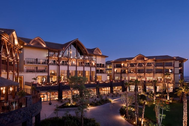 Gallery - Lapita, Dubai Parks And Resorts, Autograph Collection
