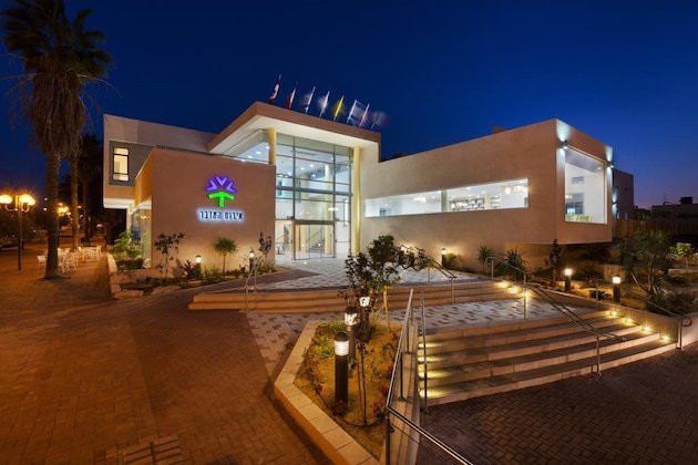 Gallery - Desert Irus Hotel