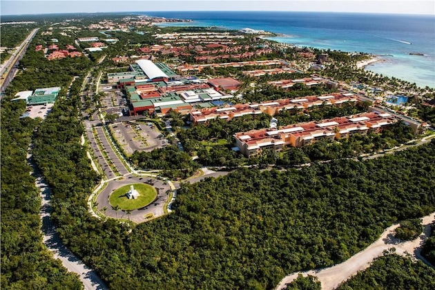 Gallery - Barcelo Maya Grand Resort
