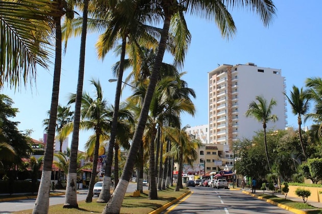 Gallery - Pacific Palace Beach Tower Hotel