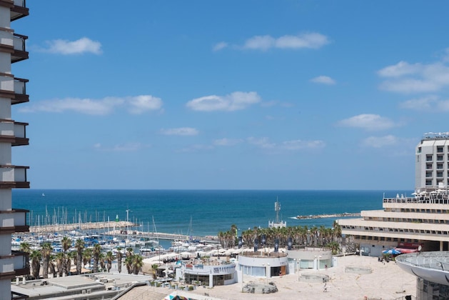 Gallery - Leonardo Hotel Basel Tel Aviv
