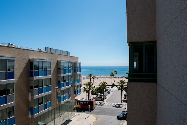 Gallery - Living Valencia - Patacona Beach