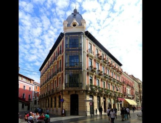 Gallery - Leon Hostel