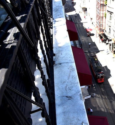 Gallery - Bonne Sante Hotel