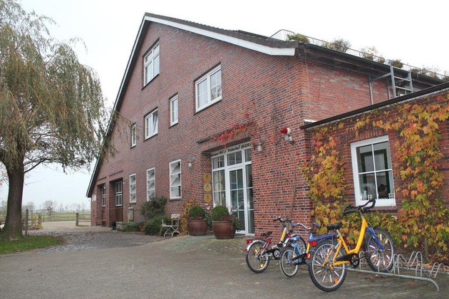 Gallery - Traberhof - Landurlaub In Seiner Schönsten Form - Freies Reiten Inbegriffen - Hunde Willkommen - Sauna Im Haus - Kanuverleih - Tolle Radwege - Deich In Sichtweite