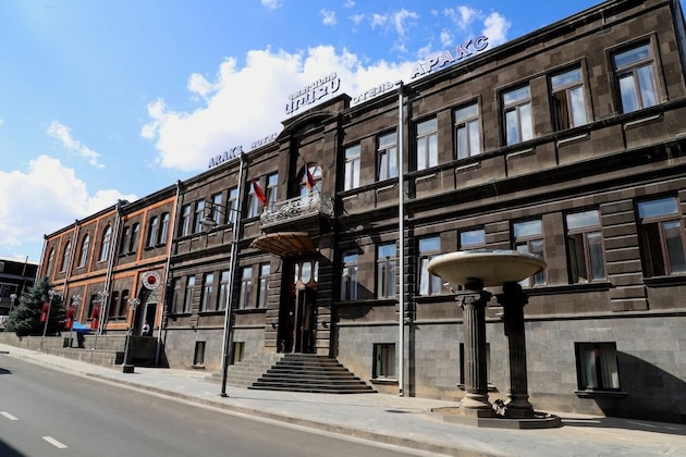 Gallery - Araks Hotel Complex
