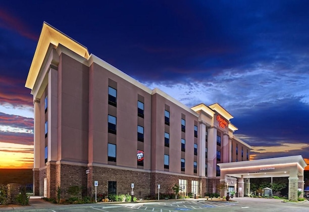 Gallery - Hampton Inn Ozona
