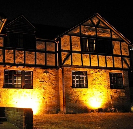 Gallery - Random Hall Hotel