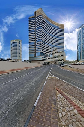 Gallery - The Curve Hotel
