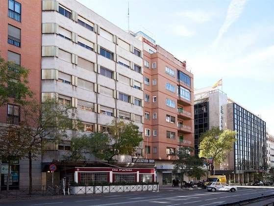 Gallery - Boutique Urban Madrid Serrano