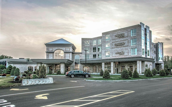 Gallery - The Delavan Hotel & Spa