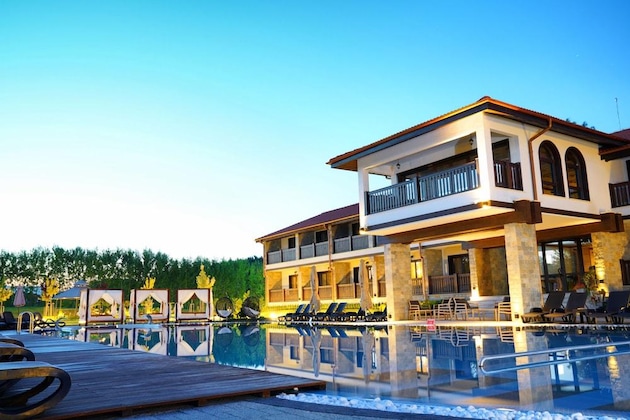 Gallery - Boutique Complex Trakiets
