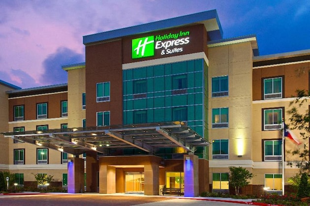 Gallery - Holiday Inn Express & Suites Houston S - Medical Ctr Area