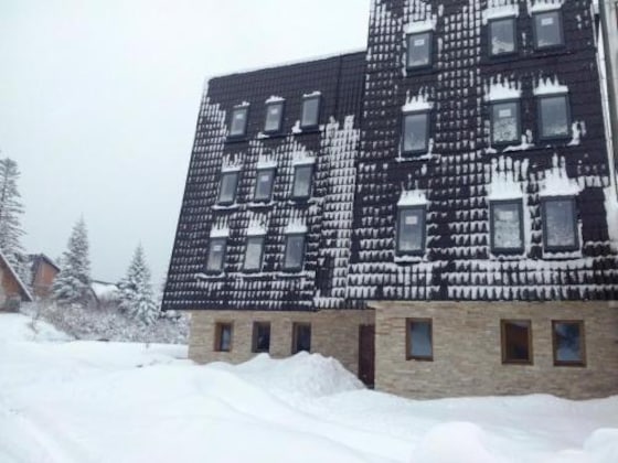 Gallery - Apartments And Rooms Max-Well
