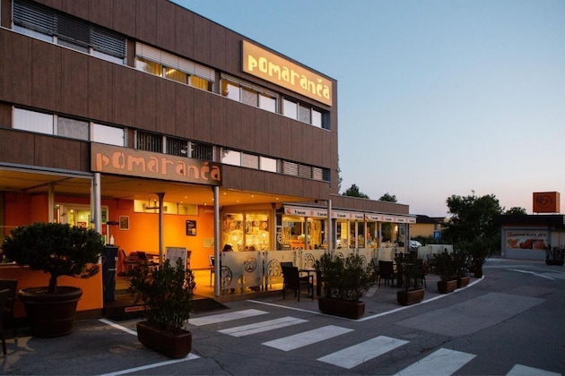 Gallery - Hotel Pomaranča