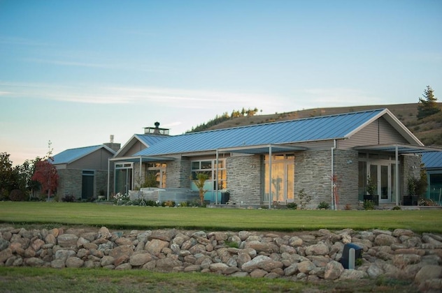 Gallery - Mt Michael Lodge