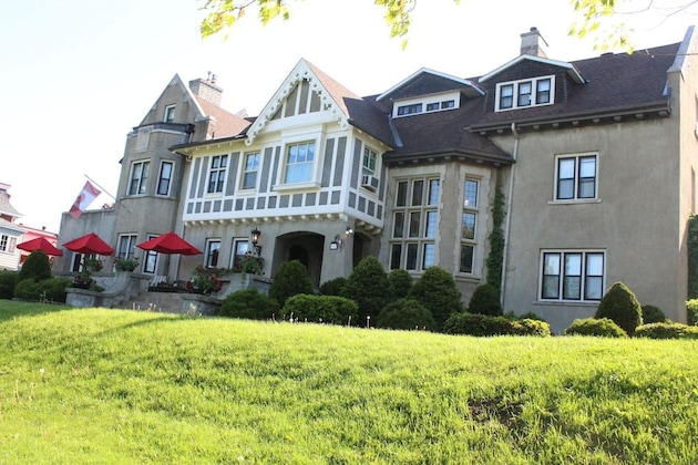 Gallery - Grey Gables Inn