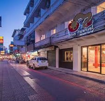 Gallery - Nornyaowarat Hostel