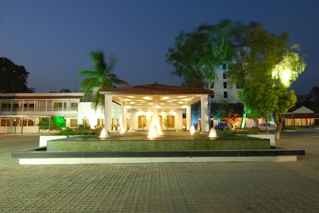 Gallery - Chanakya Bnr Hotel