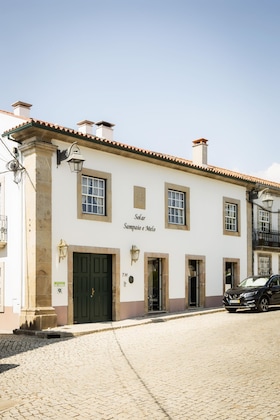 Gallery - Solar Sampaio E Melo