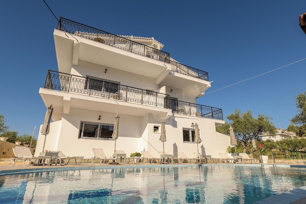 Gallery - Denise Studios & Apartments