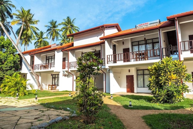 Gallery - Green Parrot Beach Resort