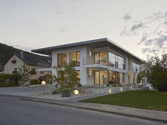 Gallery - Lumina Apartments