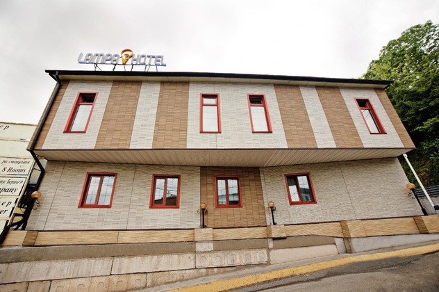 Gallery - Lampa Hotel