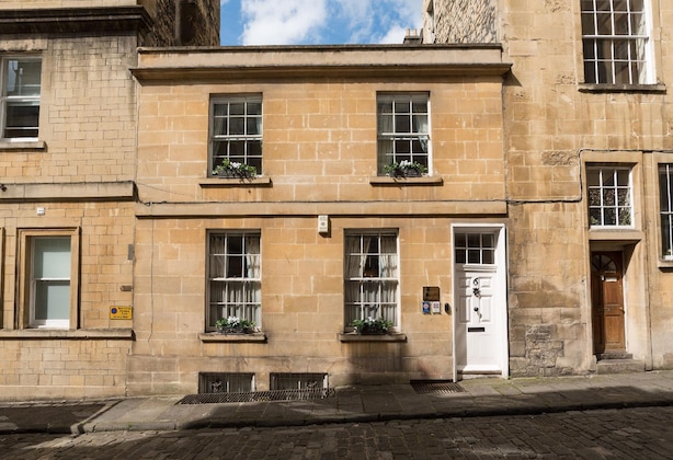 Gallery - Abbey Mews