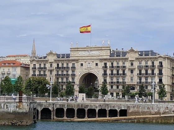 Gallery - Art Suites Santander