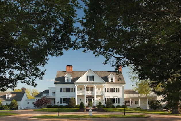 Gallery - Warner Hall