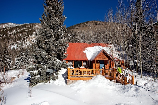 Gallery - Alpine Village Suites