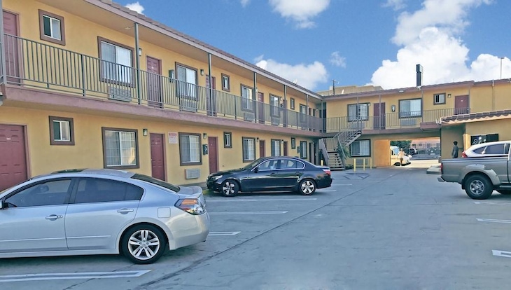 Gallery - Satellite Motel
