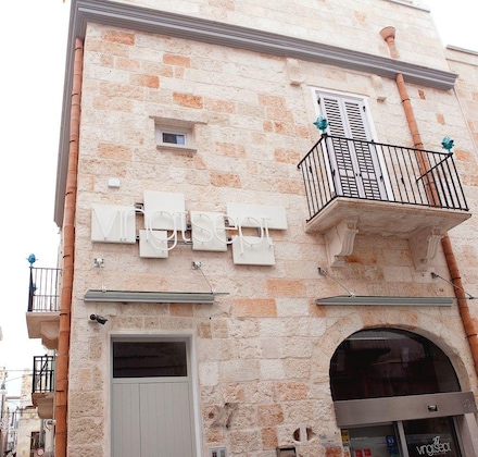 Gallery - Vingt-Sept Bed And Breakfast