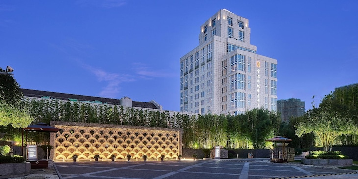 Gallery - Hualuxe Ningbo Harbor City By Ihg