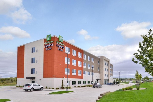 Gallery - Holiday Inn Express & Suites Kansas City - Lee's Summit By Ihg