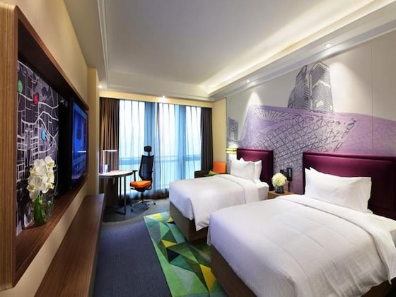 Gallery - Hampton by Hilton Guangzhou Zhujiang New Town