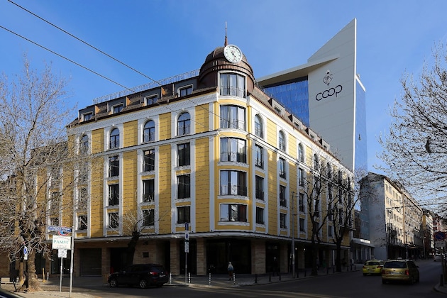 Gallery - Coop Hotel