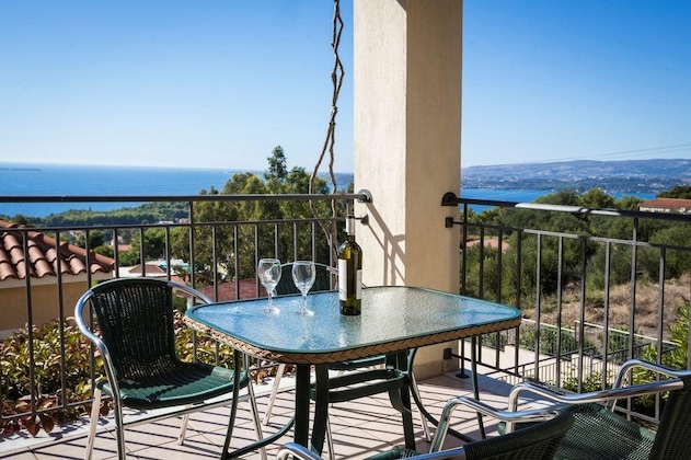 Gallery - Marias Garden Apartments