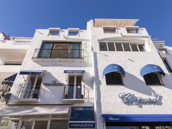 Gallery - Paradise At Puerto Banus