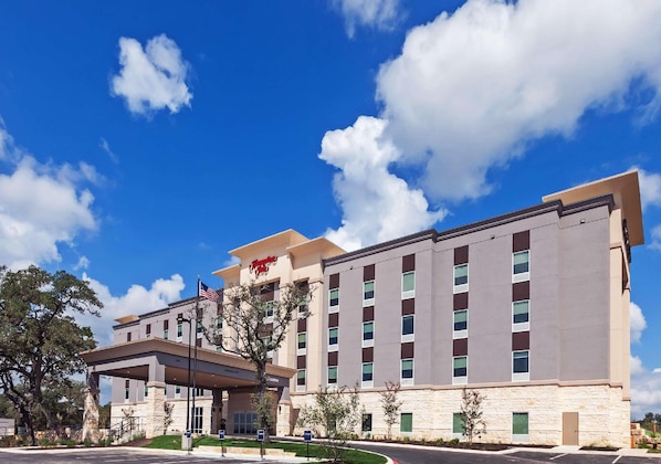 Gallery - Hampton Inn Bulverde
