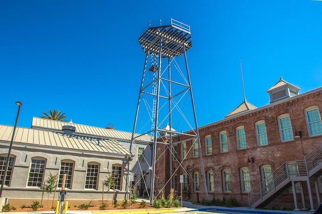 Gallery - Hampton Inn Petaluma