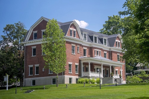 Gallery - Inns Of Aurora Resort & Spa