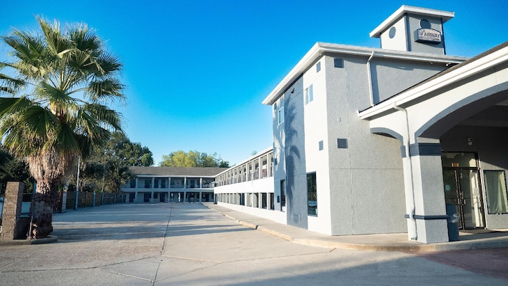 Gallery - Airway Inn - Iah Airport