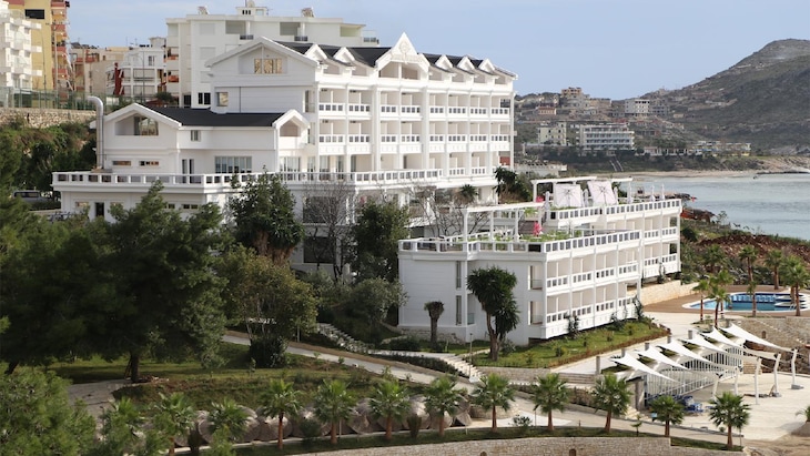 Gallery - Santa Quaranta Premium Resort