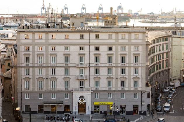 Gallery - B&B Hotel Genova Principe
