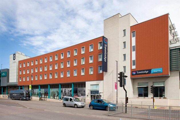 Gallery - Travelodge Gloucester