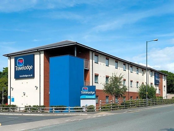 Gallery - Travelodge Bromborough